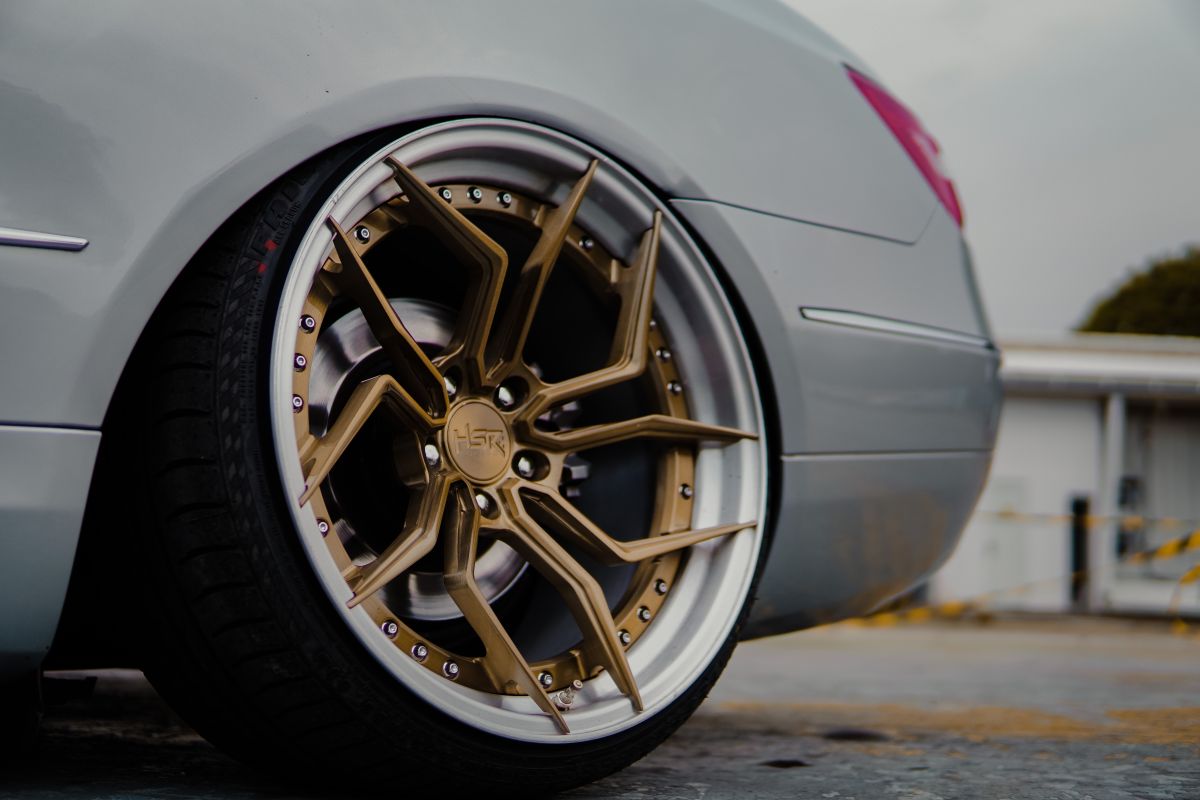 Velg Alloy Terbaik Untuk Mobil: Panduan Memilih yang Tepat