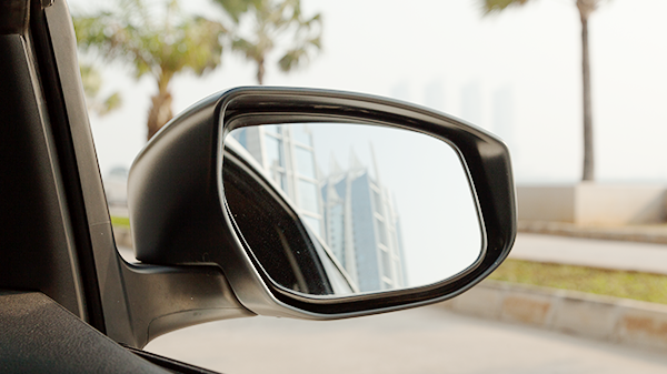 Spion Mobil Universal Elegan: Solusi Stylish untuk Setiap Kendaraan